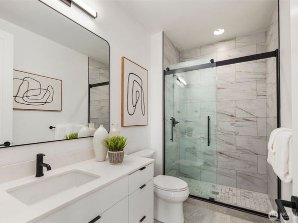 14142 SE 8th Street, Bellevue WA 98007