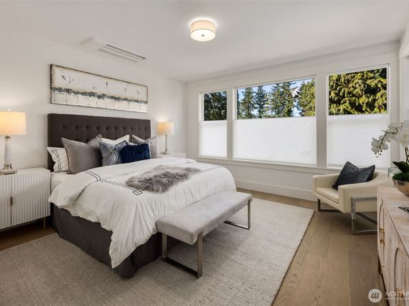 14142 SE 8th Street, Bellevue WA 98007
