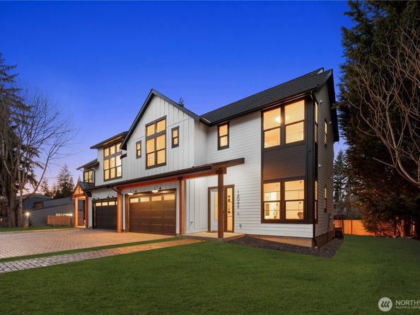 14142 SE 8th Street, Bellevue WA 98007