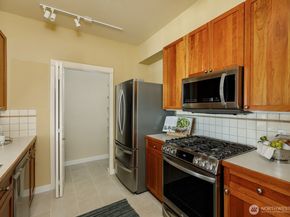 108 2nd Avenue S 306, Kirkland WA 98033