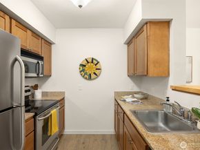 300 High School Road NE 419, Bainbridge Island WA 98110