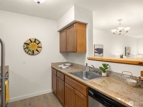 300 High School Road NE 419, Bainbridge Island WA 98110