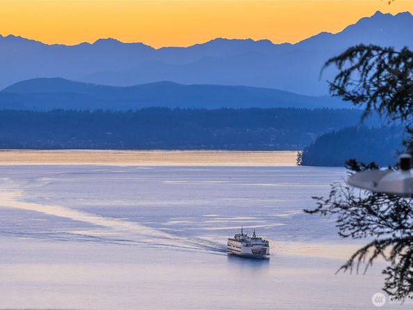 300 High School Road NE 419, Bainbridge Island WA 98110