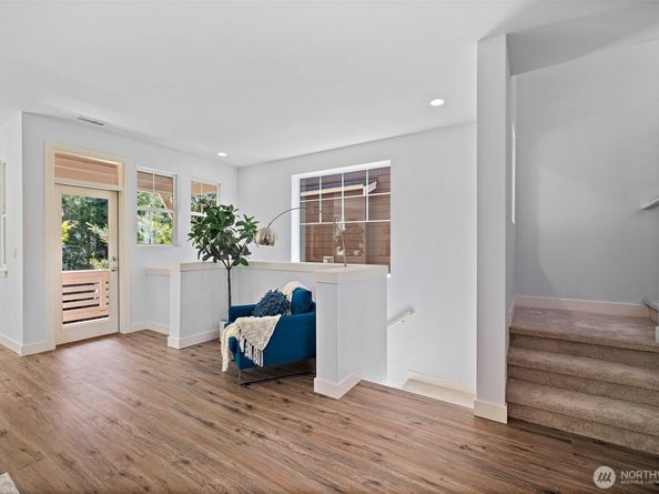 316 NE Eagle Way, Issaquah WA 98029