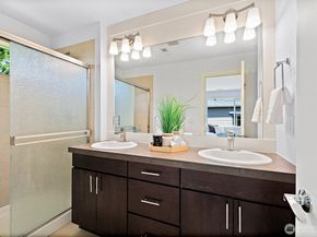 316 NE Eagle Way, Issaquah WA 98029