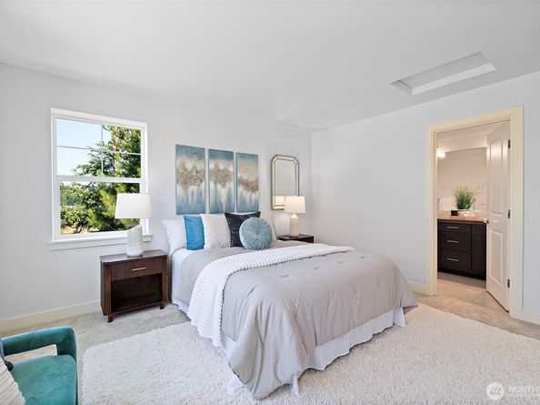 316 NE Eagle Way, Issaquah WA 98029
