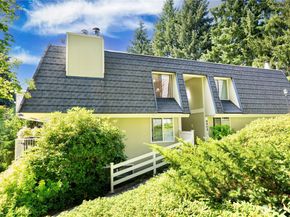 9902 NE 124th St 1202, Kirkland WA 98034