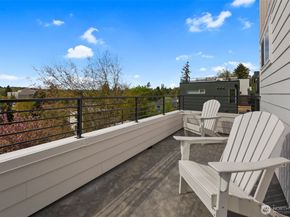 3215 37th Place S, Seattle WA 98144