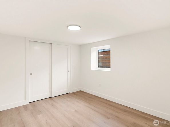 706 N 67th Street, Seattle WA 98103