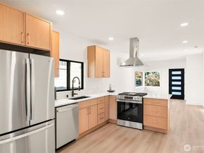706 N 67th Street, Seattle WA 98103