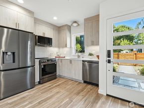 9020 13th Avenue NW C, Seattle WA 98117