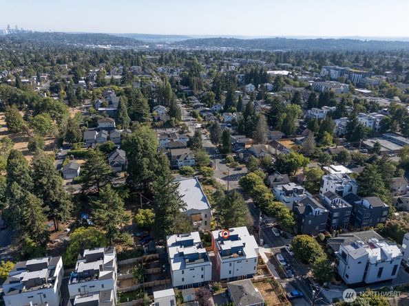 9020 13th Avenue NW C, Seattle WA 98117