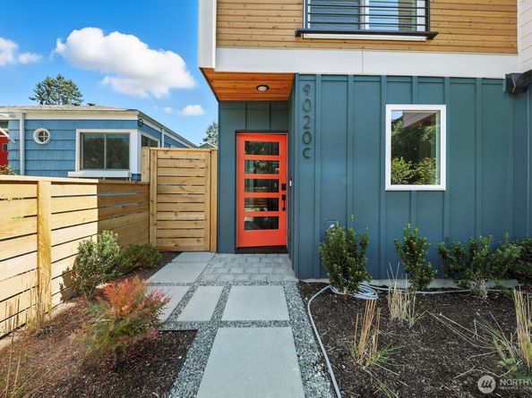 9020 13th Avenue NW C, Seattle WA 98117
