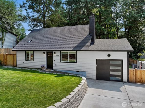 7725 NE 142nd Pl, Kirkland WA 98034