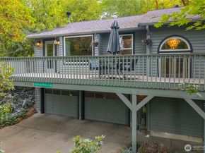 7600 Highland Park Way SW, Seattle WA 98106