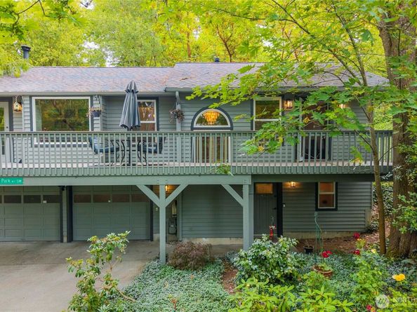 7600 Highland Park Way SW, Seattle WA 98106
