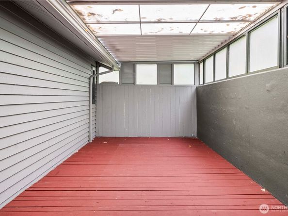 7600 Highland Park Way SW, Seattle WA 98106