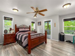 7600 Highland Park Way SW, Seattle WA 98106
