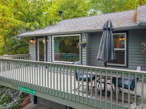 7600 Highland Park Way SW, Seattle WA 98106
