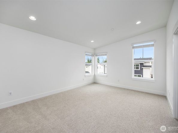 9 160th Place SE, Bothell WA 98012