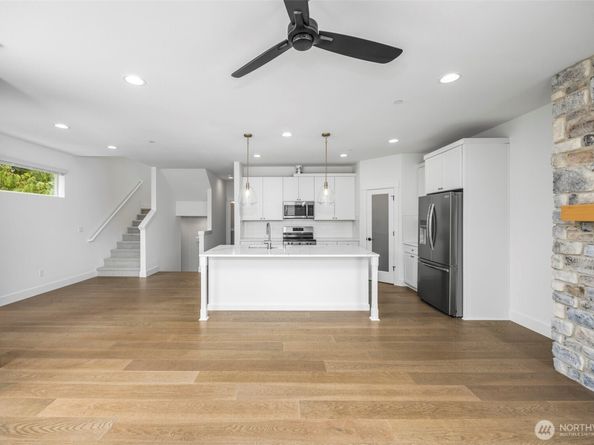 9 160th Place SE, Bothell WA 98012