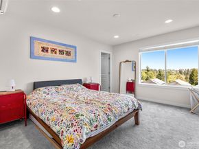 14715 Admiralty Way B1, Lynnwood WA 98087