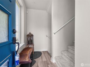 14715 Admiralty Way B1, Lynnwood WA 98087