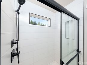 5052 NW Cedarside Loop, Silverdale WA 98383