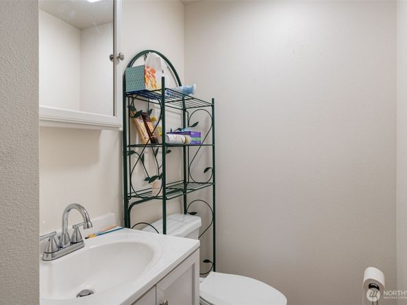 5026 Chico Way NW, Bremerton WA 98312