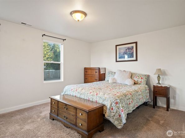 5026 Chico Way NW, Bremerton WA 98312