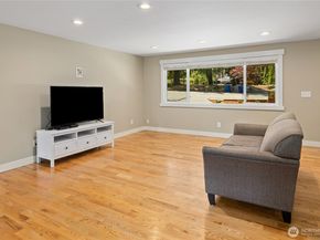 22528 94th Avenue S, Kent WA 98031