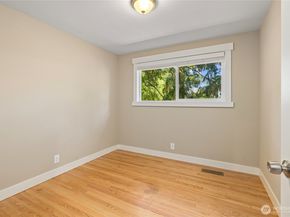 22528 94th Avenue S, Kent WA 98031