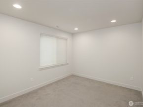 8841 Dibble Avenue NW, Seattle WA 98117