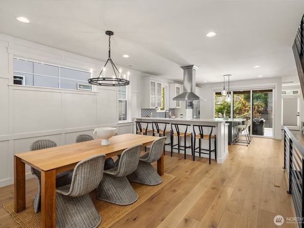 8841 Dibble Avenue NW, Seattle WA 98117