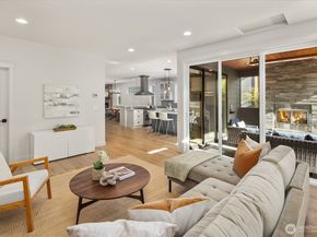 8841 Dibble Avenue NW, Seattle WA 98117