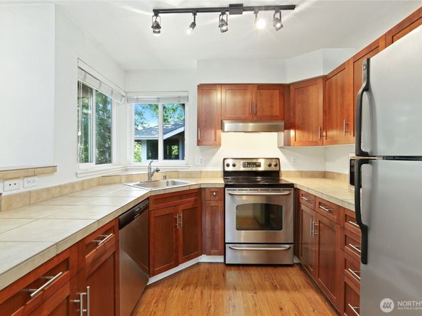 3908 243rd Place SE Q303, Bothell WA 98021