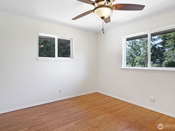 1521 Lake Avenue S, Renton WA 98055
