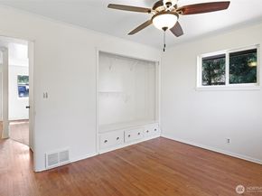 1521 Lake Avenue S, Renton WA 98055