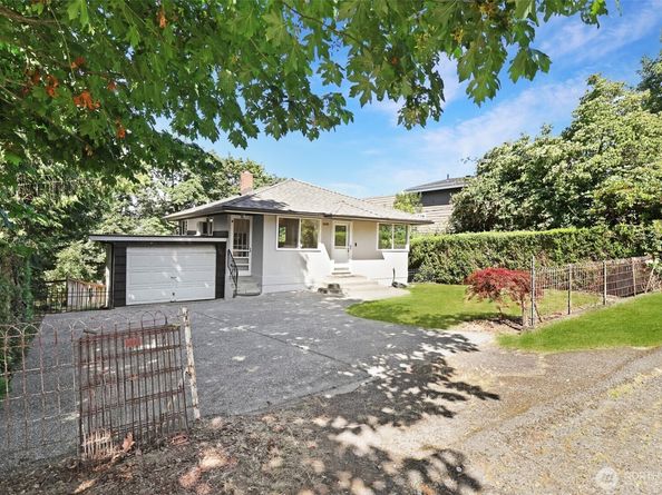 1521 Lake Avenue S, Renton WA 98055