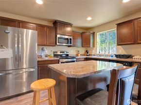 2315 SE Kelby Circle, Port Orchard WA 98366