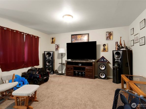 2315 SE Kelby Circle, Port Orchard WA 98366