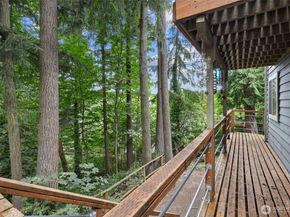 19833 95th Ave NE, Bothell WA 98011