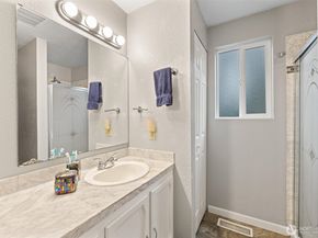 19833 95th Ave NE, Bothell WA 98011
