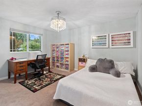 19833 95th Ave NE, Bothell WA 98011
