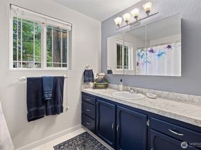 19833 95th Ave NE, Bothell WA 98011