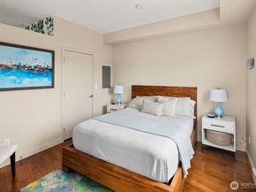 2960 Eastlake Avenue E 313, Seattle WA 98102