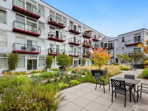 2960 Eastlake Avenue E 313, Seattle WA 98102