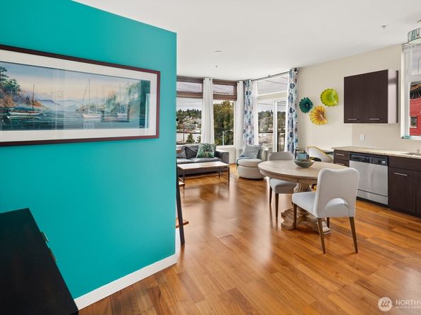 2960 Eastlake Avenue E 313, Seattle WA 98102