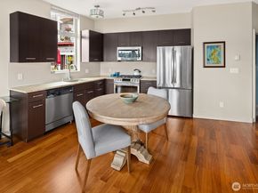 2960 Eastlake Avenue E 313, Seattle WA 98102