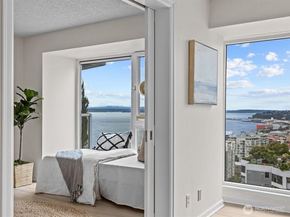 121 Vine Street 2405, Seattle WA 98121